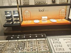 -博士眼镜·President总统(宝安海雅缤纷城店)