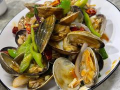 -四川小胡子海鲜(丁村万人海鲜广场店)