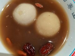 酒酿芝麻汤圆-面春山·传统老卤面(天隆寺店)