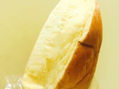 奶酪金角-BreadTalk面包新语·烘焙蛋糕(高德置地春广场店)