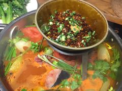 红酸汤鱼-侯家庄私房菜馆观景餐厅