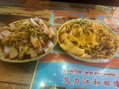 -艾力江和田馕坑烤肉店
