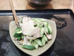 -亮亮面馆(经六路店)
