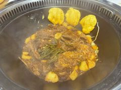 -靠山屯东北铁锅炖(东北菜，古美西路店)