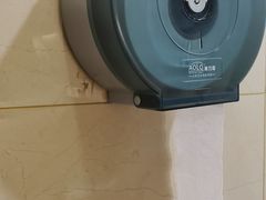 -鸿通城购物中心