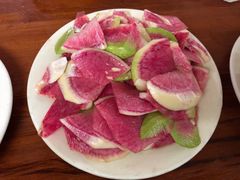 拌萝卜皮-宝瑞门钉肉饼店