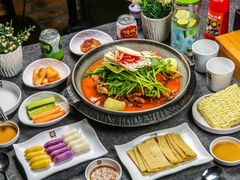 -喇喇排骨火锅·传统韩式脊骨汤(望京西园总店)