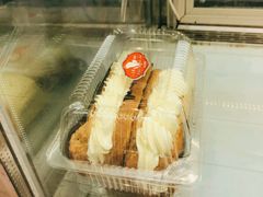 -白玉兰食品甜凤店(合生汇店)