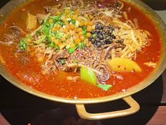 -张翻越·川渝冒菜·武汉黑鸭煲(城北万象城店)