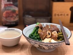 -狮头牌卤味研究所·卤味饭(花城汇南区店)
