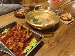 -恩你小木屋·韩式料理(假日广场店)