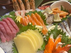 三文鱼-钱小奴海鲜自助黑金店(杭州滨江龙湖店)