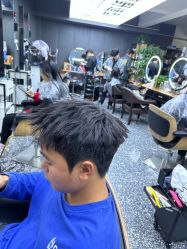 -藤野造型专业烫染接发