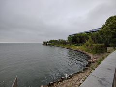 -上海滴水湖皇冠假日酒店