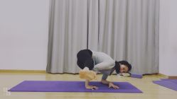 -亚太瑜伽普拉提学院