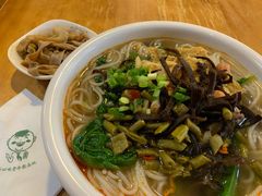 -水平有限螺蛳粉(宏达大厦店)