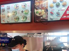 -好一家牛肉粉(山东路家乐福店)