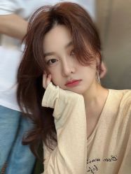 -十六番发型师事务所