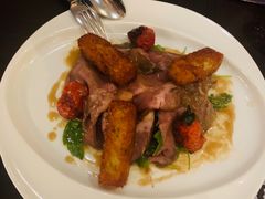 -卡佩罗意大利餐厅及酒吧Al Cappello Trattoria