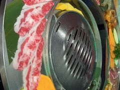 -哈哈碳都·牛肋条无限自助烤肉(宝龙店)