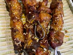 馕坑肉-乡村馕坑肉·烧烤·新疆菜·本地人更爱吃(阿勒泰首店)