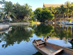 -三亚湾海居铂尔曼度假酒店