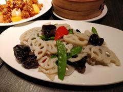 荷塘月色-鹊玥·粤菜小馆(汇智国际商业中心店)