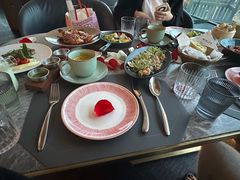 -Hi City·城市之巅