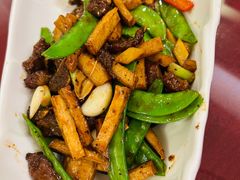 菌酱皇牛仔骨-东馆和天下特色餐饮(工农店)