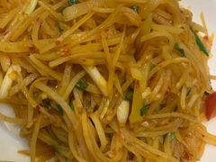 -香巴拉云南餐厅(华莱坞店)