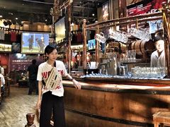-皇冠自酿啤酒坊(中国红街5号楼店)