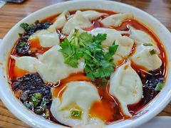 酸汤水饺-老陕兄弟(彩虹新城店)