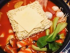 部队火锅-源味屋韩式火锅&炸鸡(鼎城当代商城店)