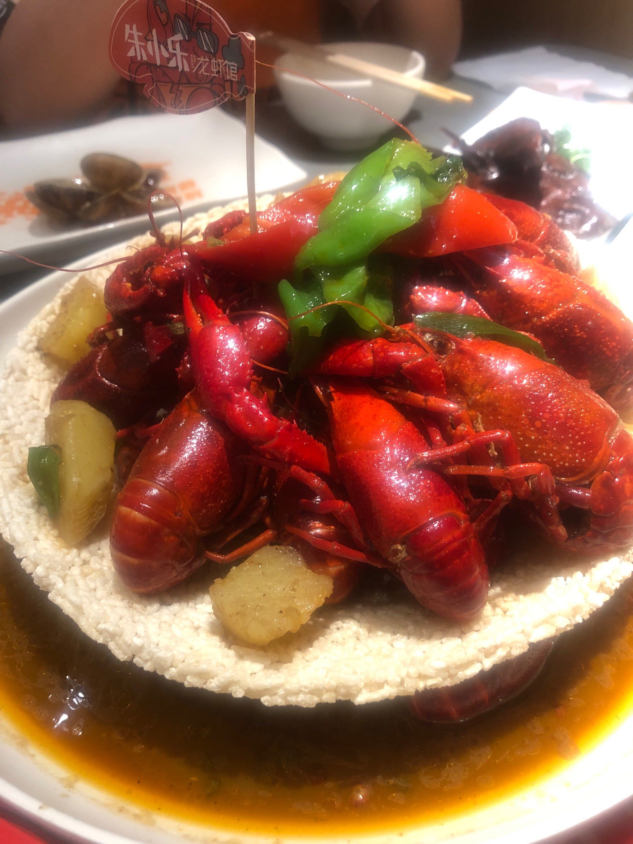 朱小乐的龙虾好吃哭了