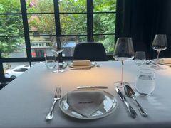 -弦月窗LUNETTE BY AMANDA(复兴路店)