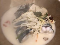 -云中鱼蒸汽石锅鱼(川沙百联店)