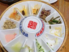 -怪噜范·老贵阳街头名小吃(鸿通城店)