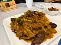 干炒牛河-悦雅居·老广州老味道(长湖店)