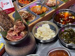 -哈哈碳都·牛肋条无限自助烤肉(台江万达店)