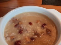 桂圆燕麦红枣粥-小城粥道·海胆鲜虾粥(解放广场店)