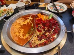 -沸炉重庆老火锅(军事博物馆店)