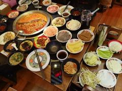 -沸炉重庆老火锅(军事博物馆店)