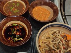 -阿山卓·野生菌火锅·纳西火塘烤肉