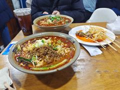-丁丁猫重庆小面(徐州路店)