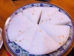 桂花米糕-炉小二铜锅牛蛙•川湘菜(三里屯店)