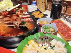 -钢管厂五区小郡肝串串香火锅(梅川路店)