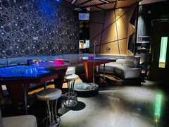 -K+全国连锁KTV(绿地缤纷天地店)