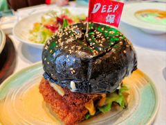 -DEEP·美式餐吧(五棵松华熙LIVE店)