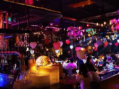 -爱啤精酿·民谣酒馆(滨江店)