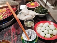 -四小区火锅·巷子里的重庆火锅(花照壁店)